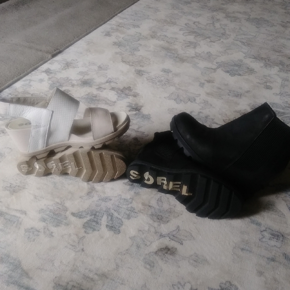 Sorel Women's Black and White Shoes